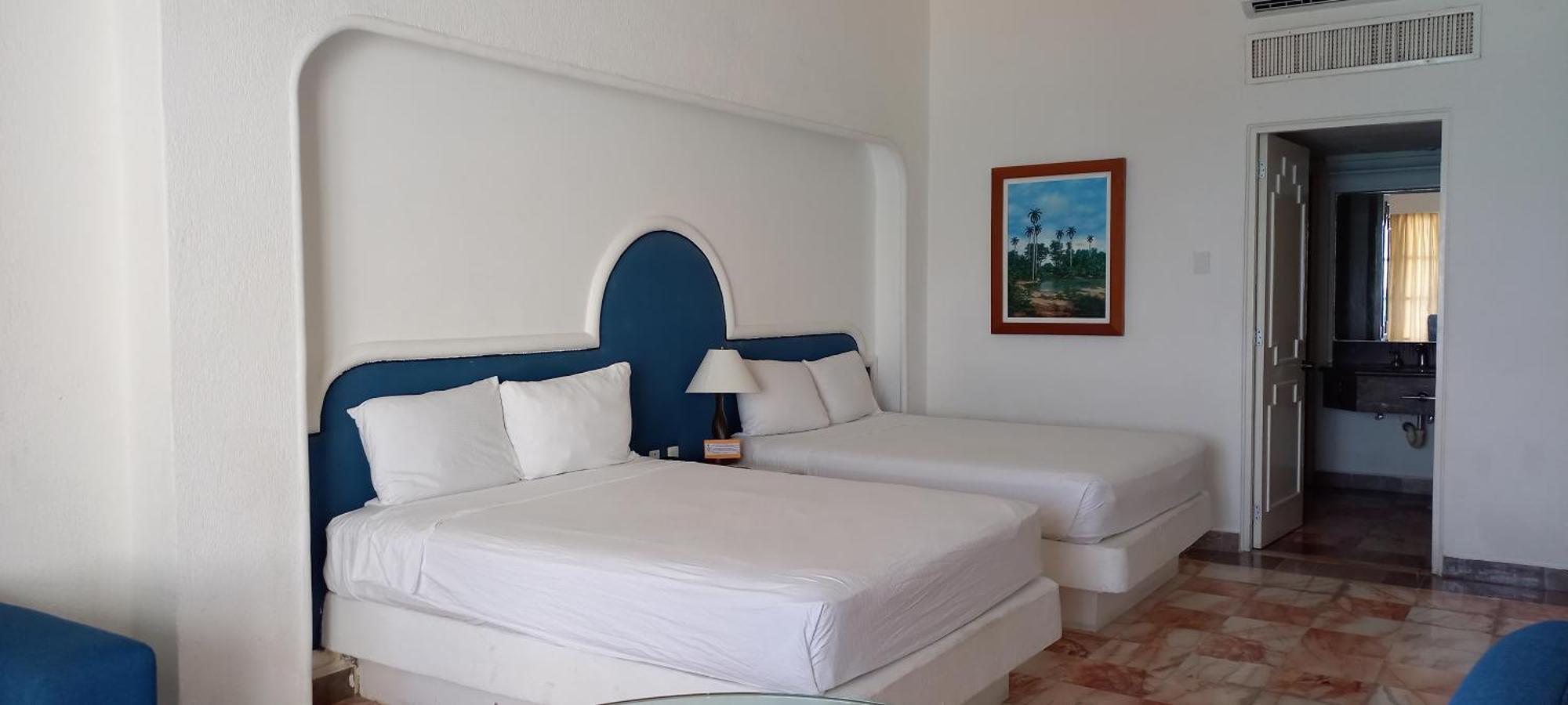 Hotel & Museo Casa Turquesa カンクン エクステリア 写真